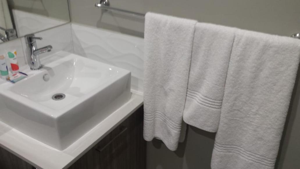 La One Rosebank Stay 요하네스버그 외부 사진