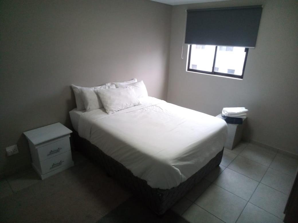 La One Rosebank Stay 요하네스버그 외부 사진
